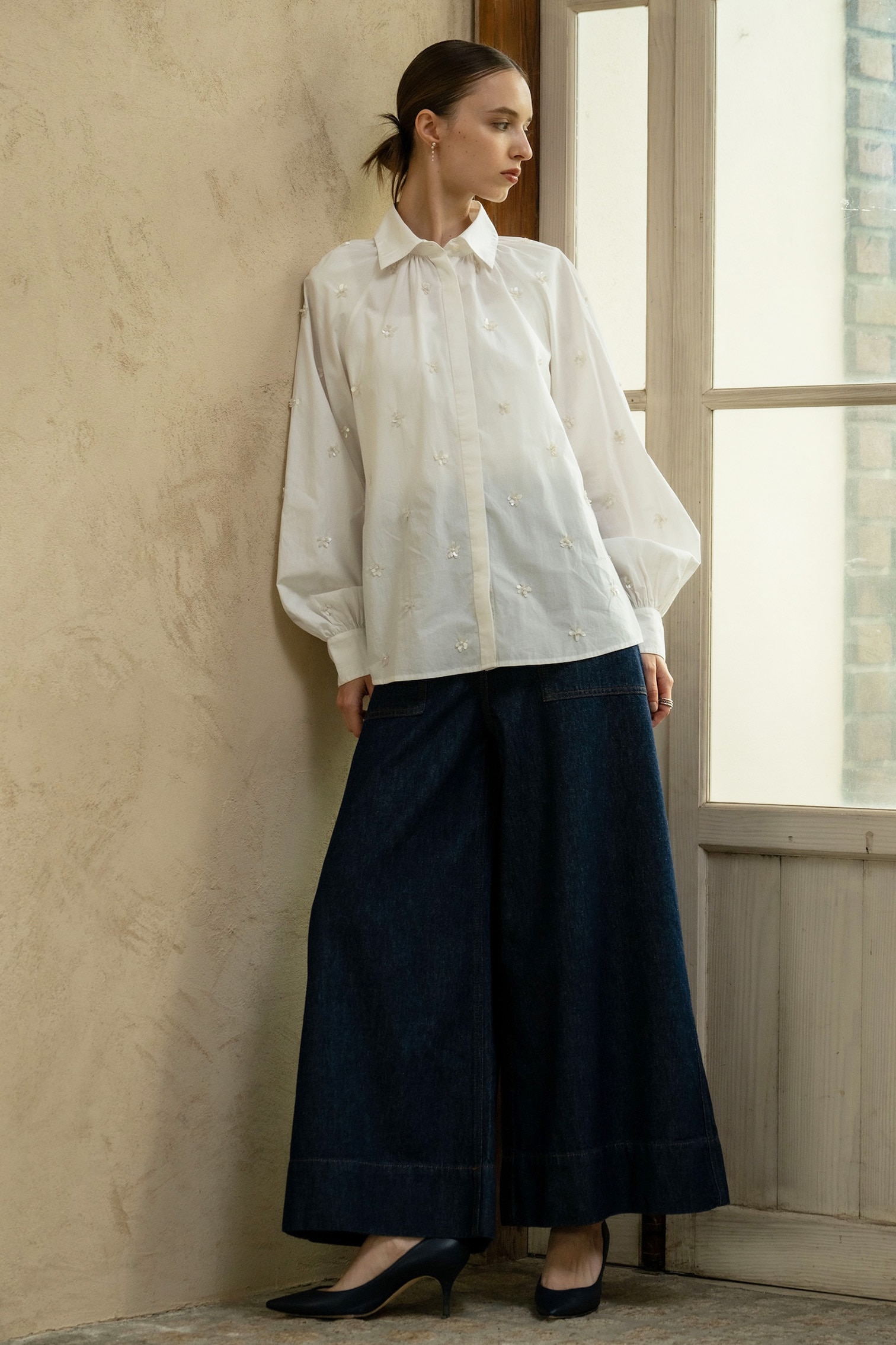 【先行受注】TIANA EMBROIDERED SHIRT